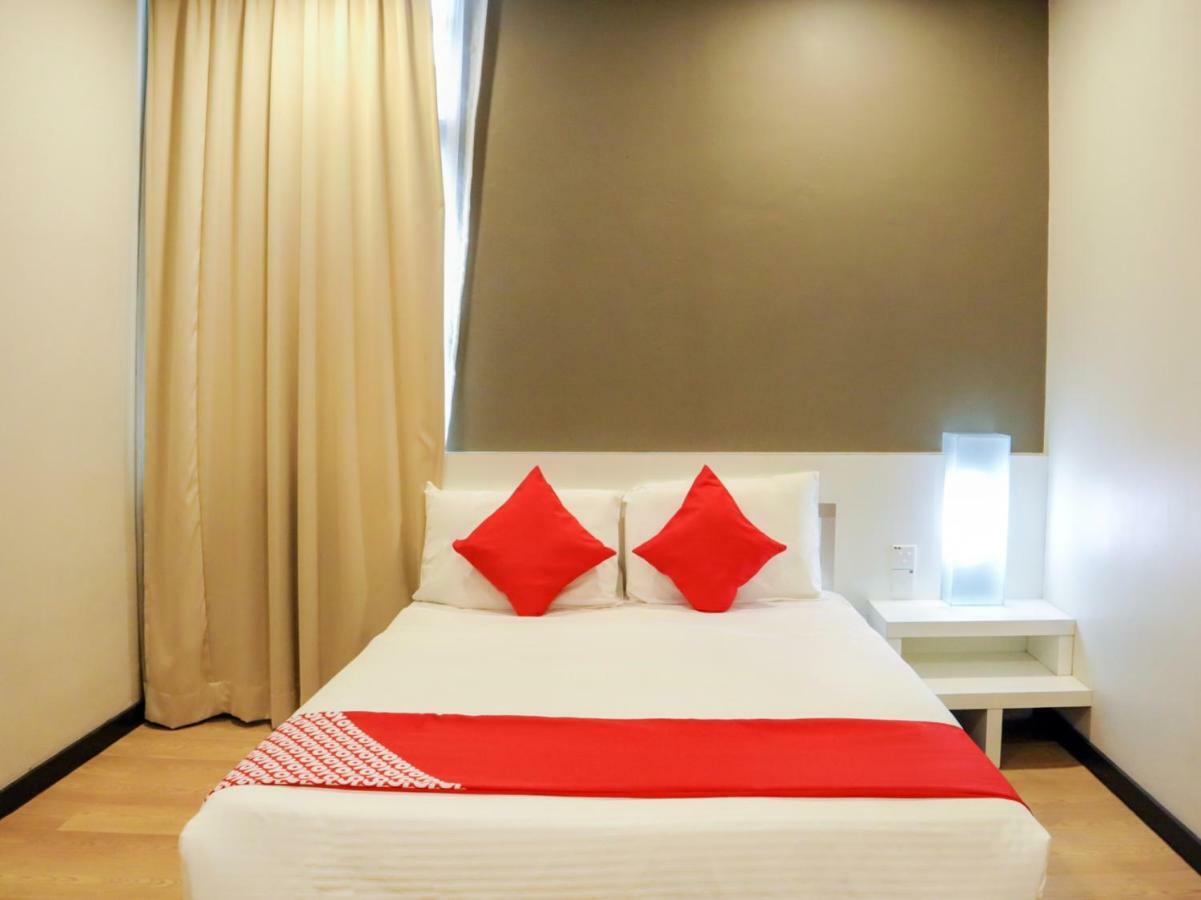 Oyo 232 The Suraya Hotel Куантан Екстериор снимка